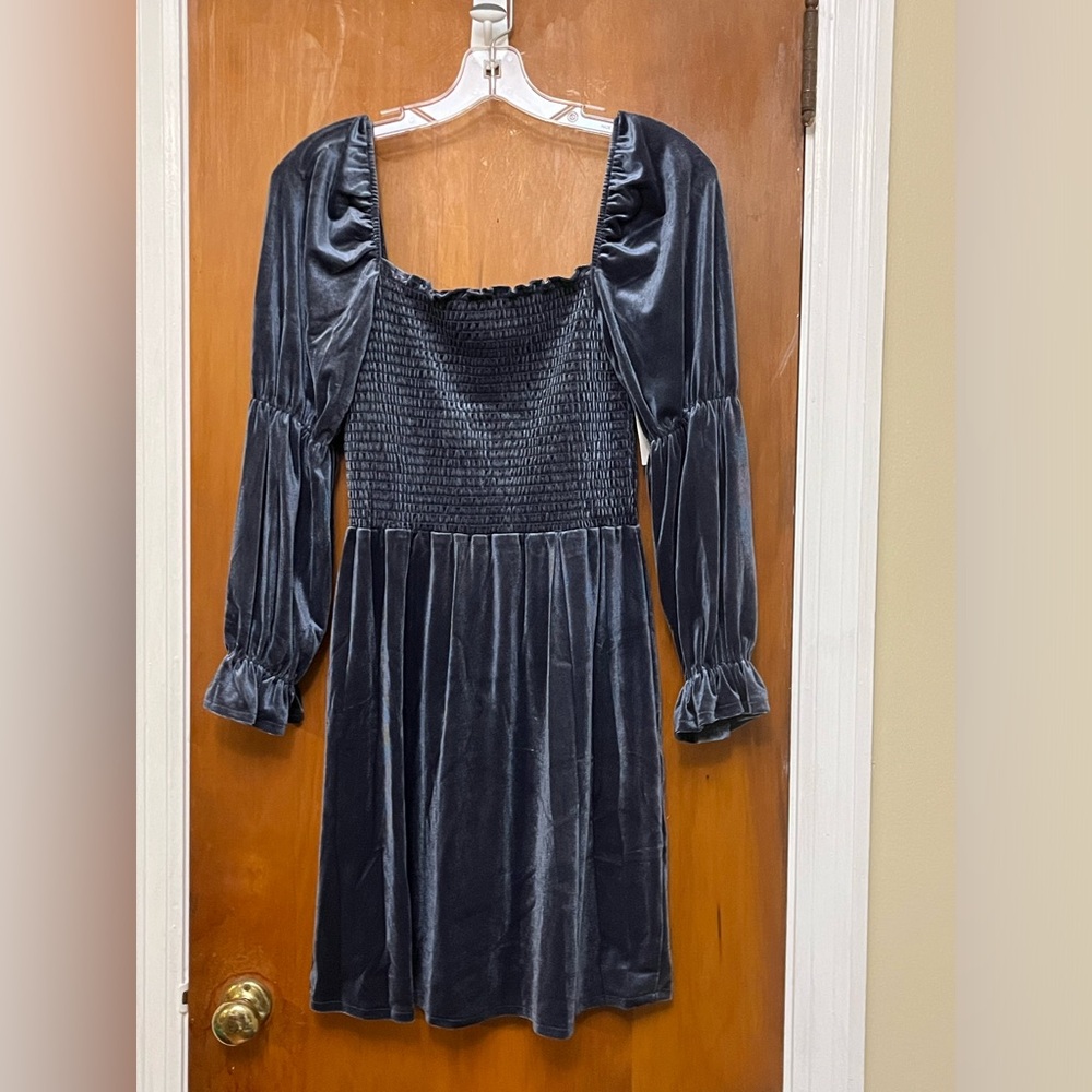 🆕 Black Tape Elegant Blue faux Velvet Dress. S